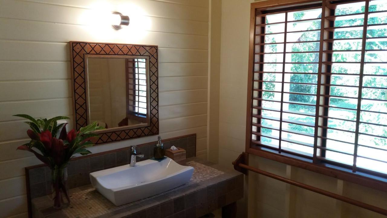 Bluff Beach Retreat Bocas del Toro Exterior photo