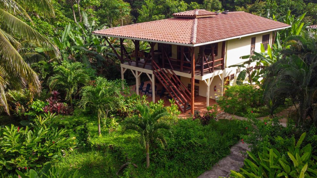 Bluff Beach Retreat Bocas del Toro Exterior photo