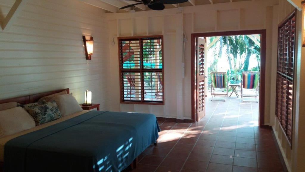 Bluff Beach Retreat Bocas del Toro Exterior photo